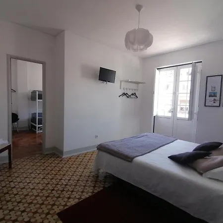 Rossio Hostel *